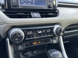 Внедорожник Toyota RAV4 2019 года, 2950000 рублей, Уфа