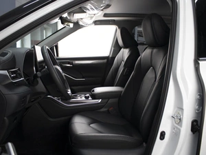 Внедорожник Toyota Highlander 2025 года, 5850000 рублей, Омск