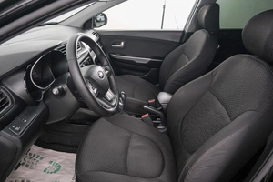Седан Kia Rio 2014 года, 799000 рублей, Красноярск