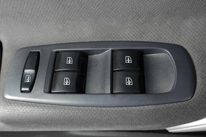 Внедорожник Renault Koleos 2011 года, 999000 рублей, Тюмень