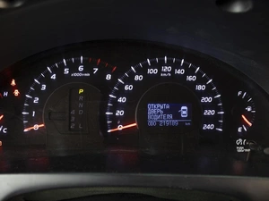 Седан Toyota Camry 2011 года, 1299000 рублей, Омск