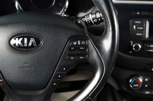 Хетчбэк Kia Ceed 2018 года, 1629000 рублей, Тюмень
