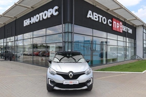 Внедорожник Renault Kaptur 2016 года, 1300000 рублей, Мирное