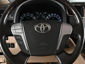 Минивэн Toyota Alphard 2012 года, 2799000 рублей, Ростов-на-Дону