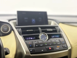 Внедорожник Lexus NX 2016 года, 2998900 рублей, Казань