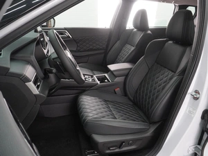 Внедорожник Mitsubishi Outlander 2022 года, 3819000 рублей, Воронеж