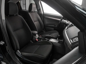 Седан Mitsubishi Lancer 2012 года, 949000 рублей, Тюмень