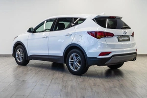 Внедорожник Hyundai Santa Fe 2017 года, 2319000 рублей, Саратов
