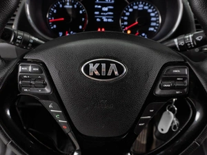 Седан Kia Cerato 2017 года, 1414000 рублей, Тюмень