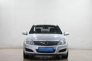 Седан Opel Astra 2010 года, 749000 рублей, Новокузнецк