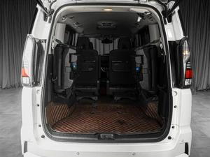 Минивэн Nissan Serena 2018 года, 2489000 рублей, Тюмень