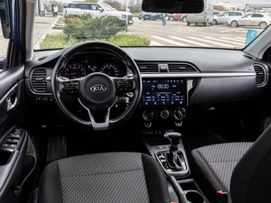 Хетчбэк Kia Rio X-Line 2018 года, 1399000 рублей, Краснодар