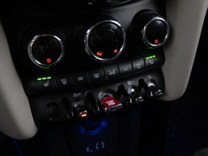 Хетчбэк MINI Cooper S 2015 года, 1749999 рублей, Москва