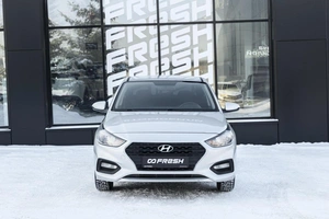 Седан Hyundai Solaris 2018 года, 1170000 рублей, Ульяновск