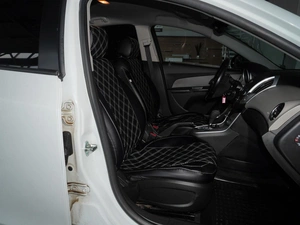 Седан Chevrolet Cruze 2014 года, 858000 рублей, Тверь