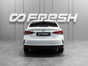 Седан Hyundai Solaris 2021 года, 1629851 рублей, Тюмень