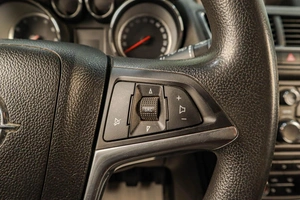 Внедорожник Opel Mokka 2014 года, 1119000 рублей, Челябинск