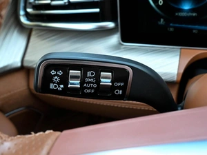 Седан Hongqi H9 2021 года, 3158000 рублей, Волгоград