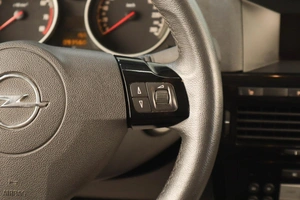 Хетчбэк Opel Astra 2014 года, 709000 рублей, Челябинск