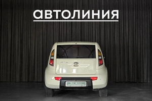 Хетчбэк Kia Soul 2010 года, 799000 рублей, Красноярск