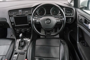 Универсал Volkswagen Golf 2014 года, 1199000 рублей, Красноярск