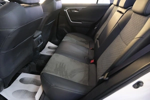 Внедорожник Toyota RAV4 2025 года, 4099000 рублей, Омск