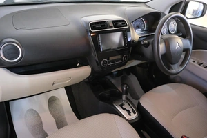 Хетчбэк Mitsubishi Mirage 2012 года, 779000 рублей, Омск