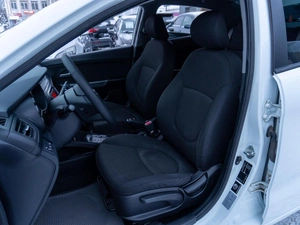 Седан Kia Rio 2014 года, 949000 рублей, Саратов