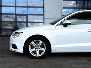 Седан Audi A3 2019 года, 1625000 рублей, Уфа