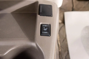 Хетчбэк Nissan Leaf 2013 года, 939000 рублей, Барнаул