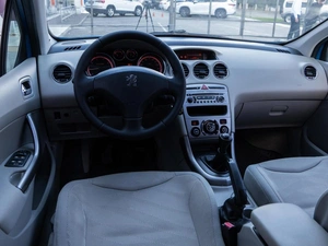 Хетчбэк Peugeot 308 2008 года, 490000 рублей, Волгоград