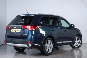 Внедорожник Mitsubishi Outlander 2016 года, 2049000 рублей, Челябинск