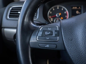 Седан Volkswagen Jetta 2011 года, 725000 рублей, Волгоград