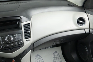 Седан Chevrolet Cruze 2012 года, 599000 рублей, Оренбург