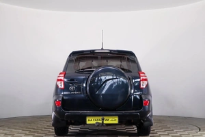 Внедорожник Toyota RAV4 2011 года, 1699000 рублей, Пермь