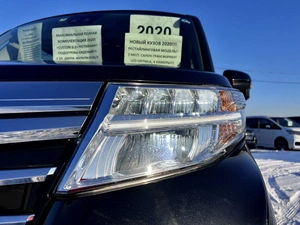 Минивэн Toyota Roomy 2020 года, 1157000 рублей, Красноярск