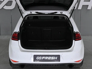 Хетчбэк Volkswagen Golf 2015 года, 1409000 рублей, Аксай
