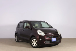 Хетчбэк Toyota Passo 2013 года, 829000 рублей, Новосибирск
