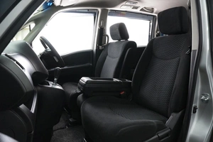 Минивэн Nissan Serena 2013 года, 999000 рублей, Омск