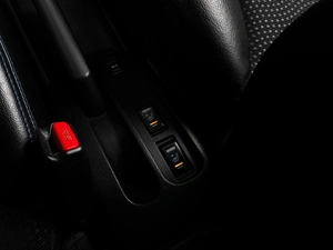 Хетчбэк Nissan Note 2012 года, 909000 рублей, Тюмень