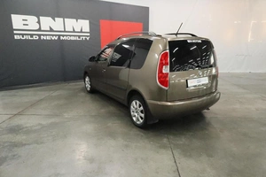 Компактвэн Skoda Roomster 2012 года, 750000 рублей, Курск