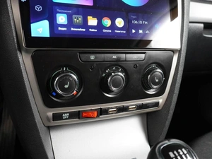 Лифтбек Skoda Octavia 2012 года, 859000 рублей, Воронеж