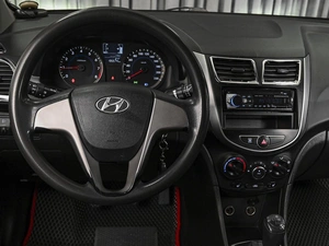 Седан Hyundai Solaris 2015 года, 819000 рублей, Ставрополь
