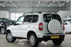 Внедорожник Chevrolet Niva 2019 года, 819000 рублей, Омск