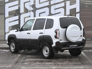 Внедорожник ВАЗ (LADA) Niva Travel 2024 года, 1099000 рублей, Волгоград