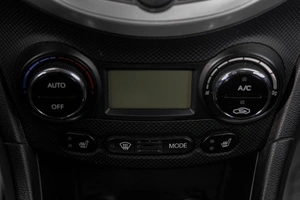 Седан Hyundai Solaris 2013 года, 759000 рублей, Кемерово