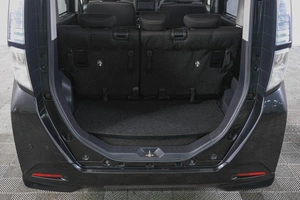 Хетчбэк Toyota Tank 2018 года, 999000 рублей, Кемерово