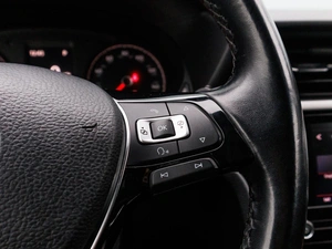 Седан Volkswagen Passat (North America) 2020 года, 2150000 рублей, Большой Сочи