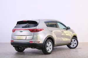 Внедорожник Kia Sportage 2016 года, 2099000 рублей, Омск
