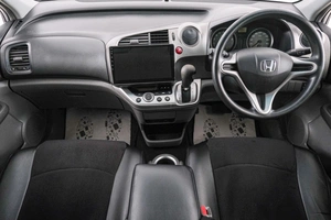 Минивэн Honda Stream 2010 года, 999000 рублей, Красноярск